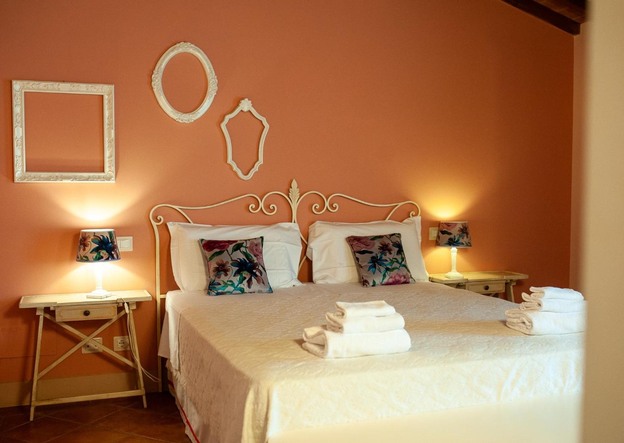 Le Colombaie Country Resort Ponsacco Zimmer foto